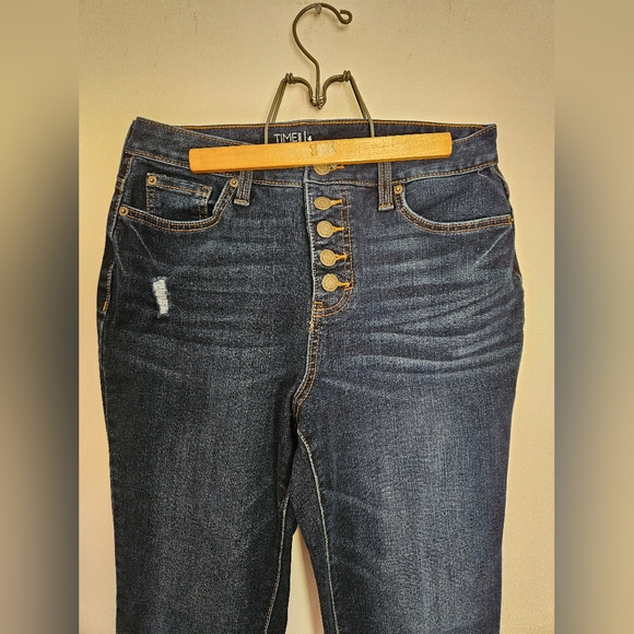 Time And Tru High Rise Curvy Distressed Jeans Size 4 Button Up Front - Picture 3 of 6